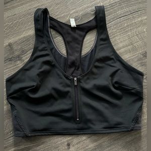Sports bra